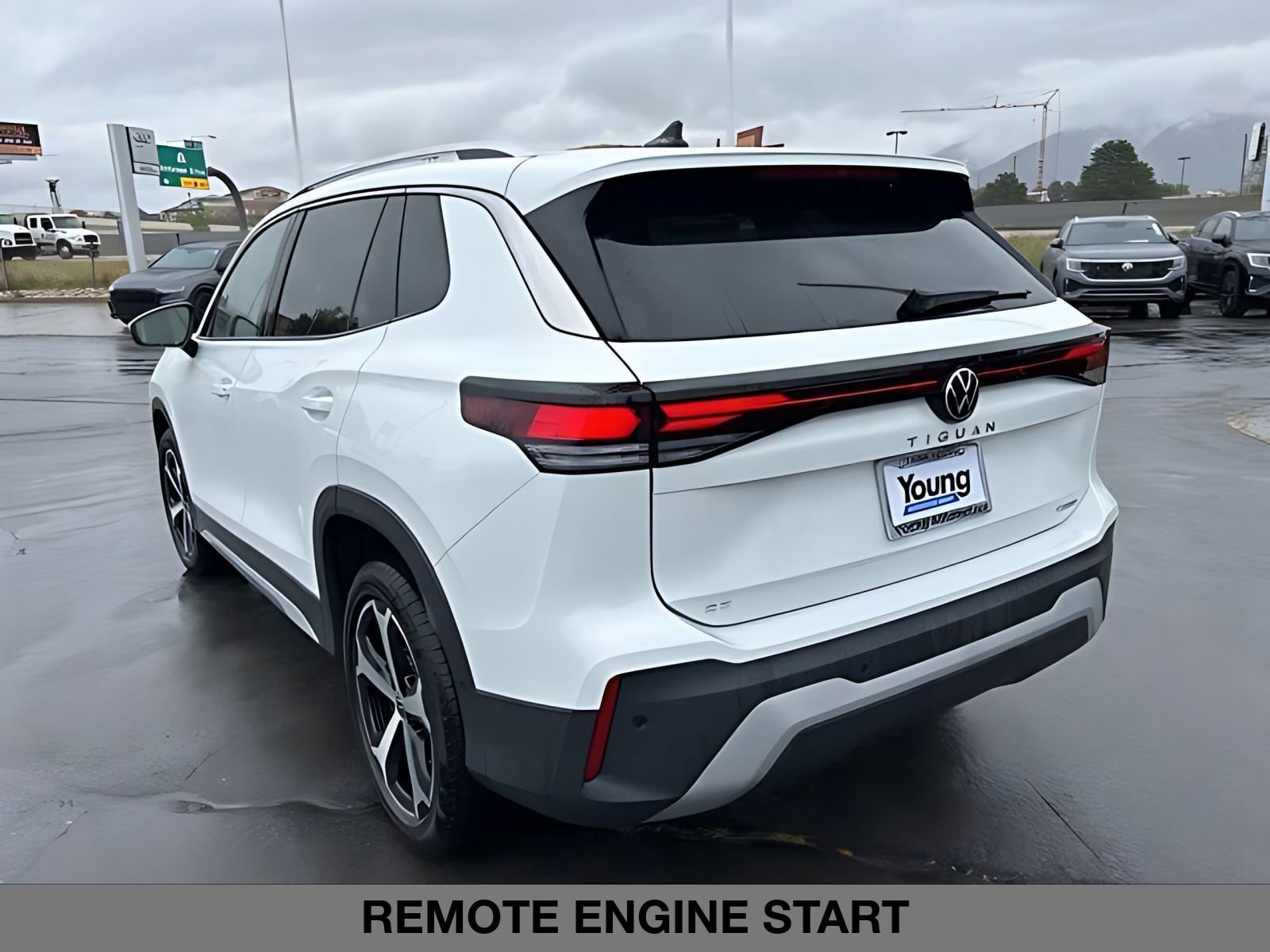 New 2026 Volkswagen Tiguan SE AWD/4WD image 5
