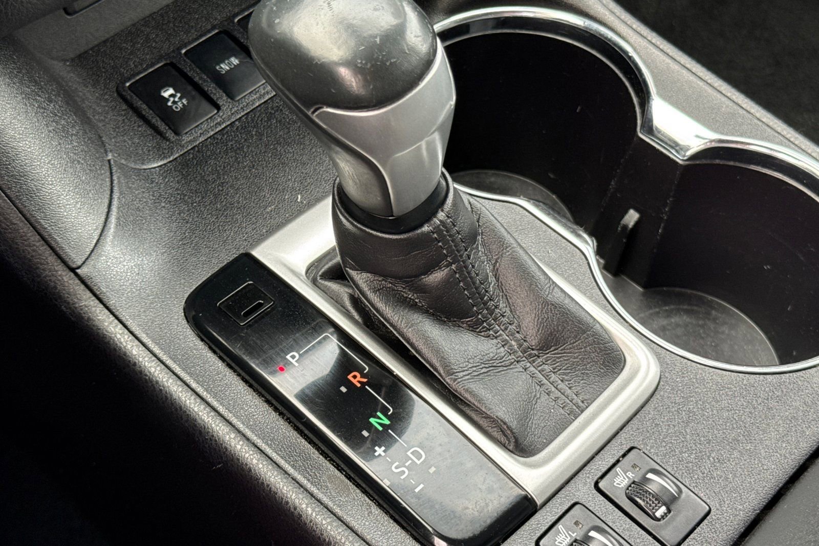 Used 2017 Toyota Highlander XLE image 23