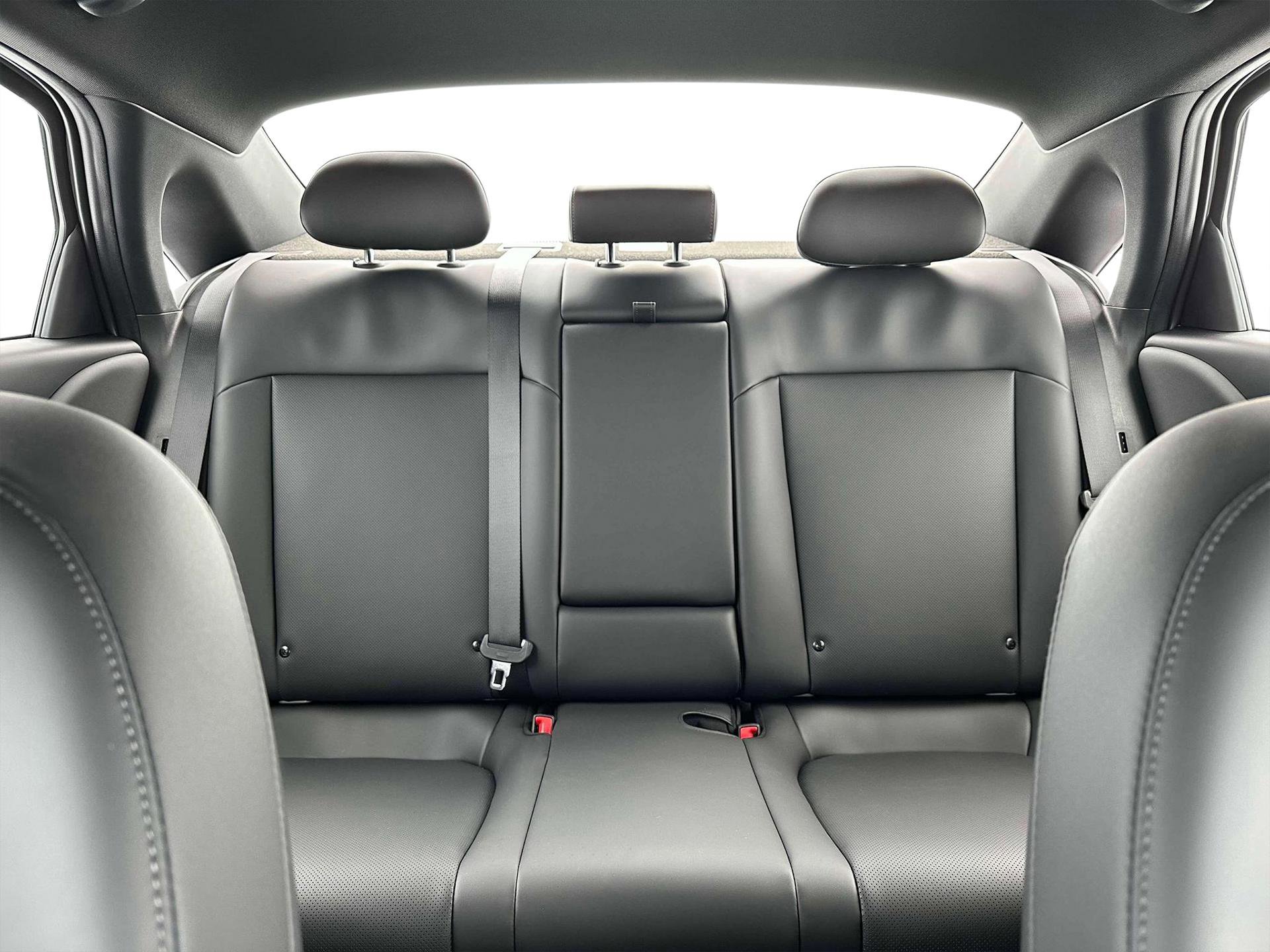 New 2025 Hyundai Ioniq 6 Limited image 16