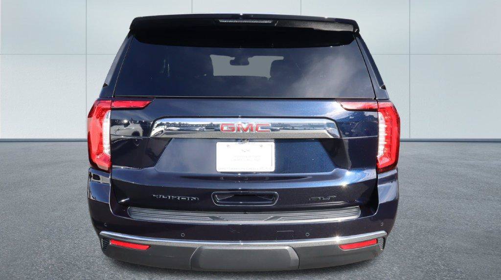 Used 2023 GMC Yukon SLT w/ SLT Premium Package AWD/4WD image 16