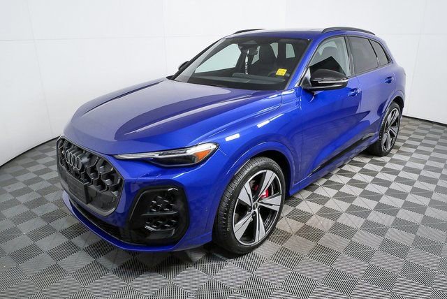 Used 2025 Audi SQ5 Premium Plus AWD/4WD image 34