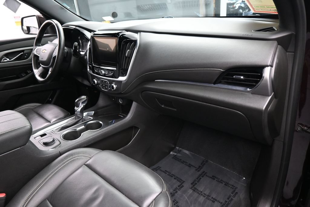 Used 2022 Chevrolet Traverse LT w/ LPO, Floor Liner Package FWD image 49