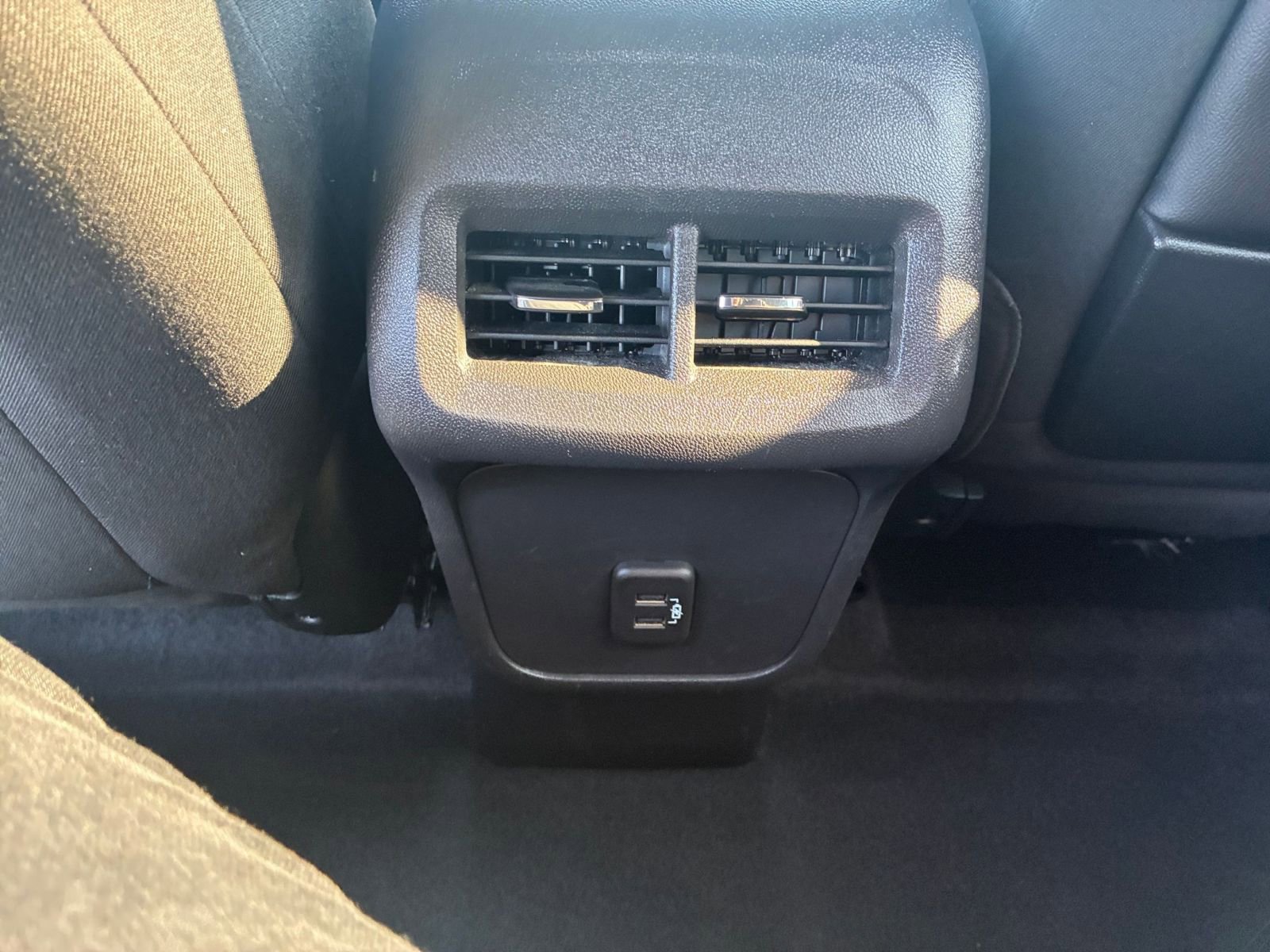 Used 2024 GMC Terrain SLE FWD image 22