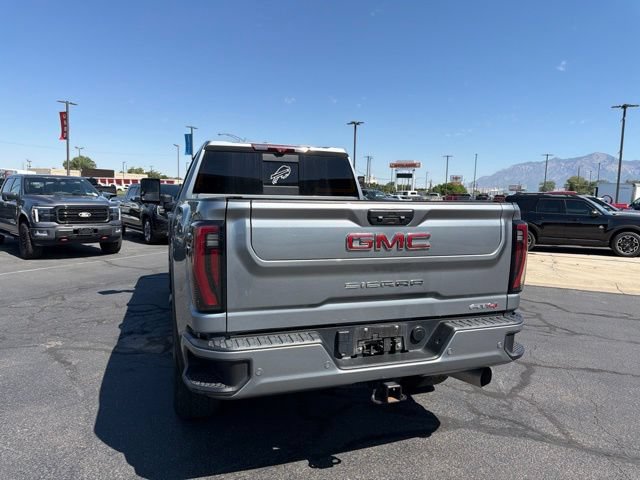 Used 2024 GMC Sierra 3500 AT4 w/ AT4 Premium Plus Package AWD/4WD image 9