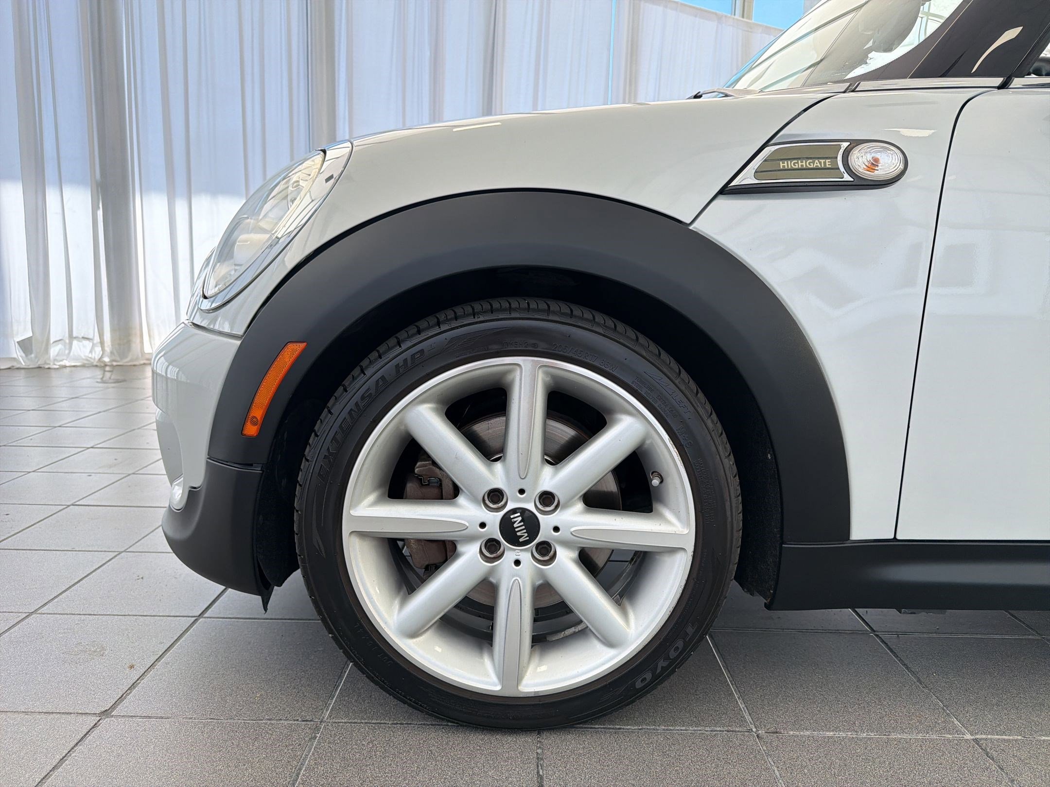 Used 2015 MINI Cooper S image 12