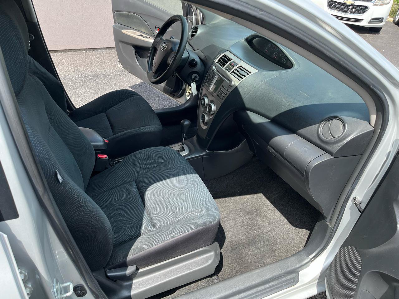 Used 2009 Toyota Yaris Sedan FWD image 22