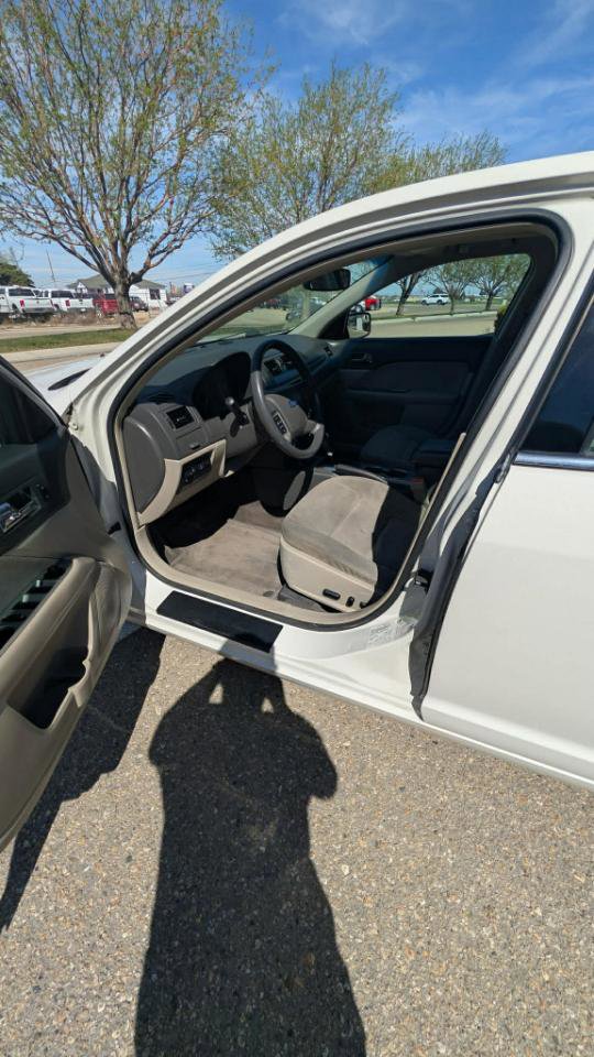 Used 2012 Ford Fusion Hybrid image 12