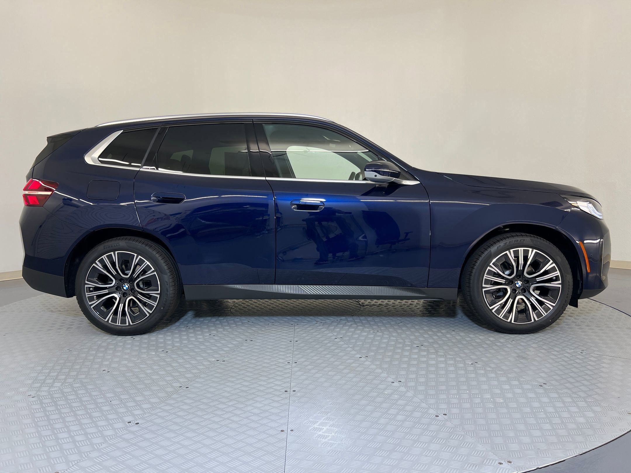 Used 2026 BMW X3 xDrive30 w/ Premium Package image 8