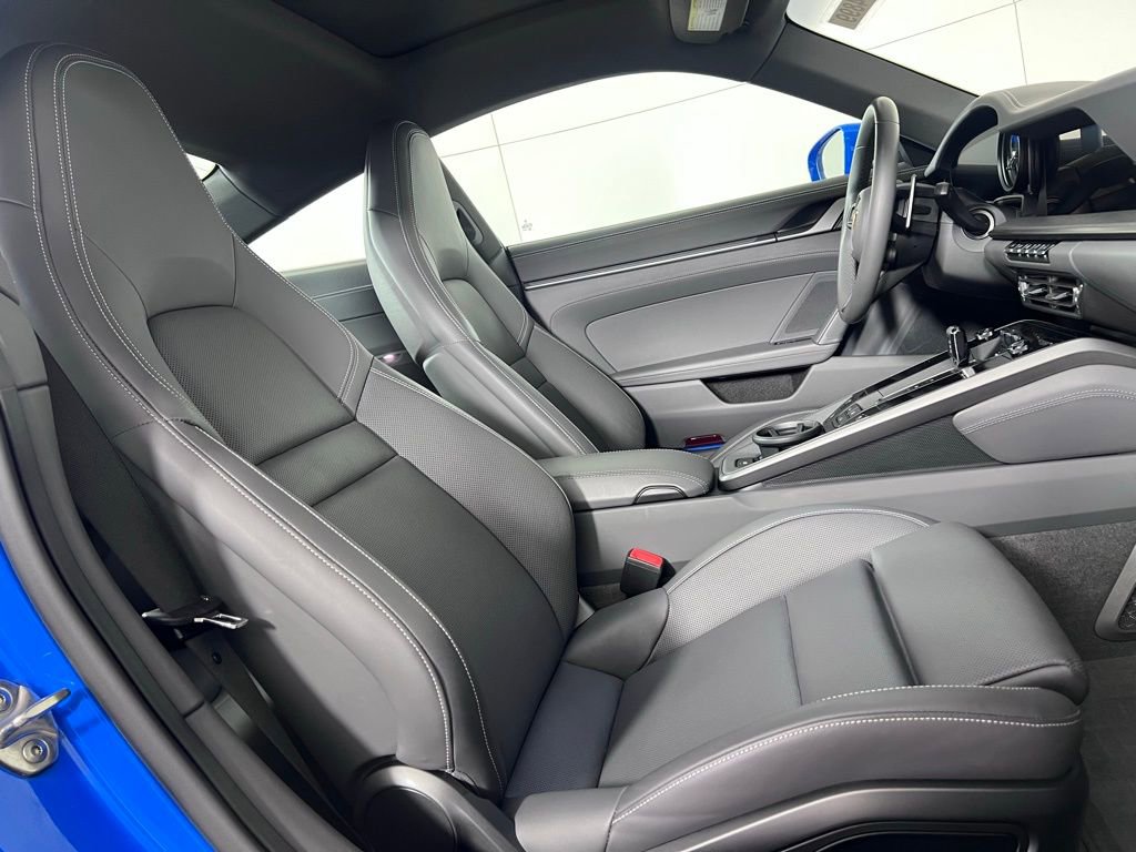 Certified 2022 Porsche 911 Carrera 4S image 19