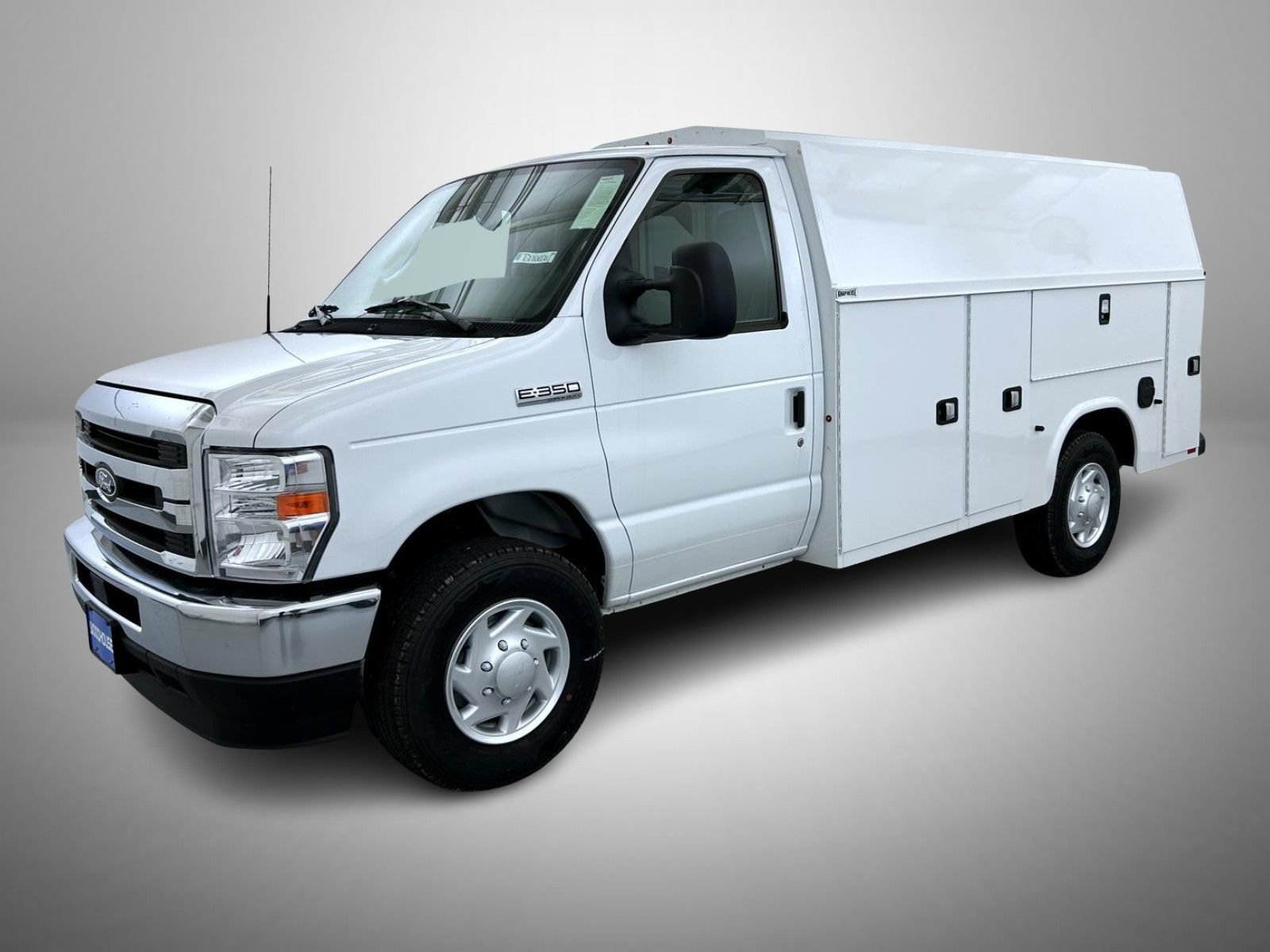 New 2027 Ford E-350 and Econoline 350 Super Duty w/ Power Equipment Group RWD image 1