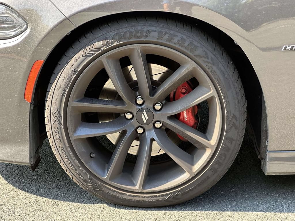 Used 2019 Dodge Charger R/T w/ Plus Group RWD image 7