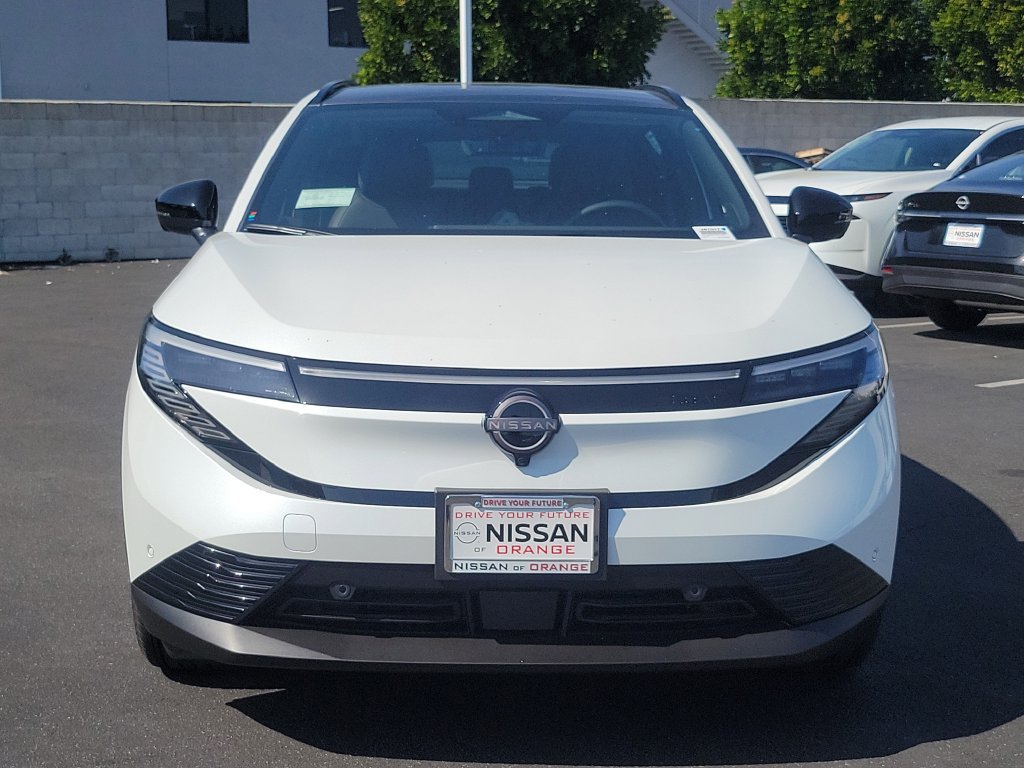 New 2026 Nissan Leaf Platinum+ w/ Cargo Package (Platinum+) FWD image 5