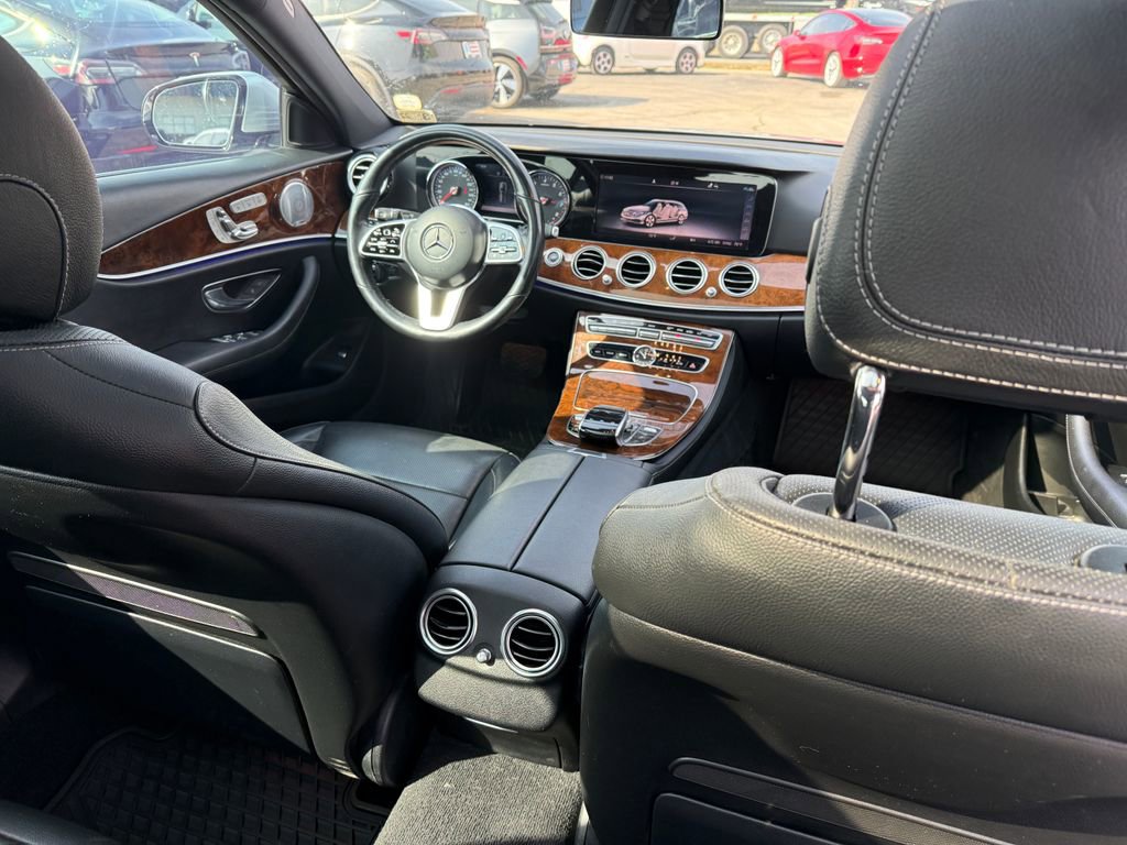 Used 2019 Mercedes-Benz E 450 4MATIC Wagon w/ Premium Package image 3
