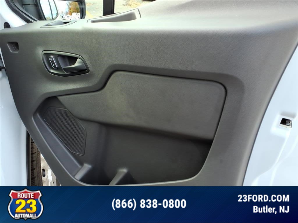 Certified 2025 Ford Transit 350 XLT image 9