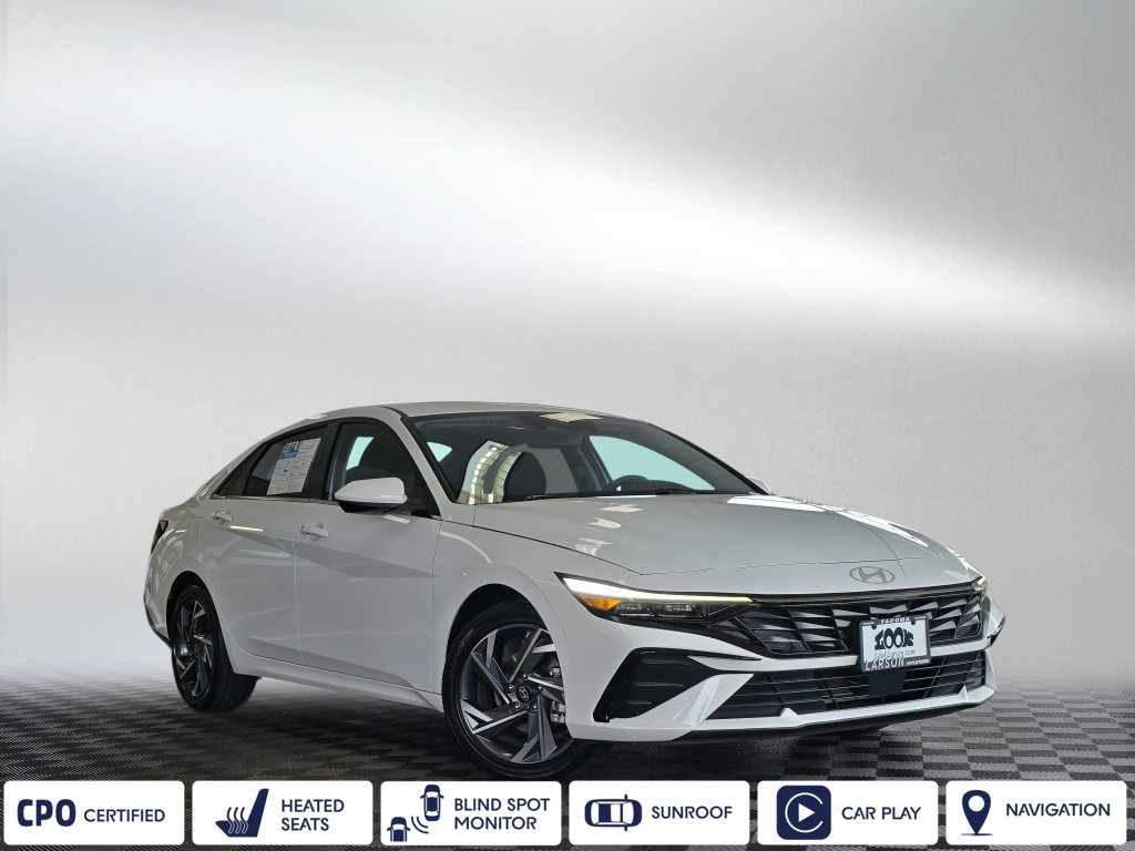 Used 2025 Hyundai Elantra SEL FWD image 1