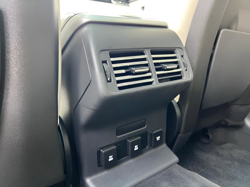 Used 2019 Land Rover Range Rover Velar R-Dynamic SE image 20