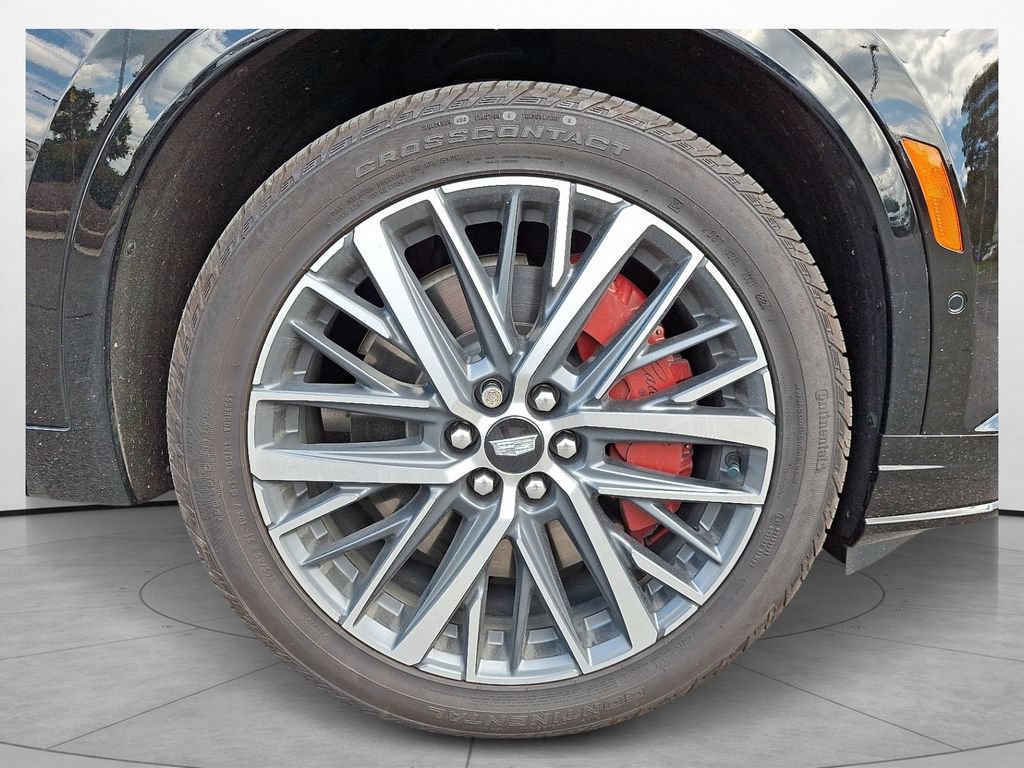 Used 2025 Cadillac XT6 Sport w/ Technology Package AWD/4WD image 7