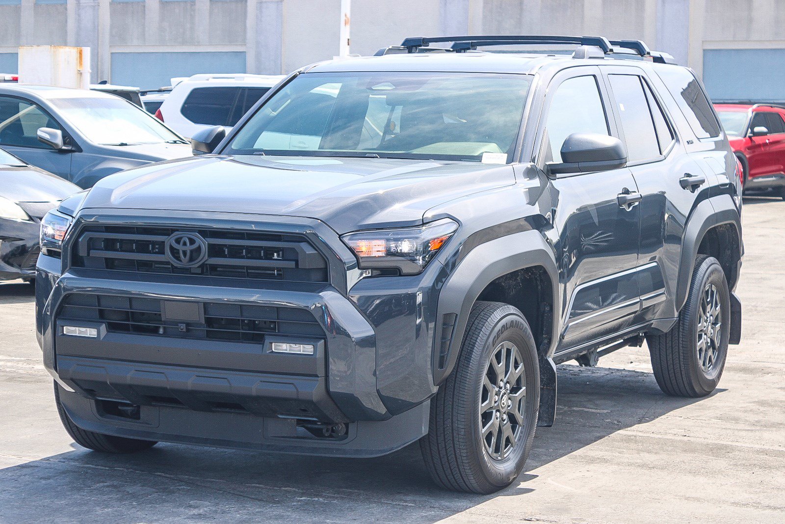 Used 2025 Toyota 4Runner SR5 AWD/4WD image 3