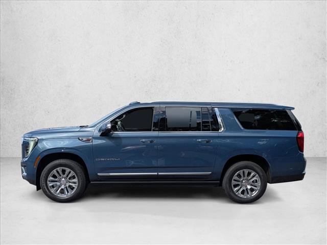 Used 2025 GMC Yukon XL Denali w/ Sun & Power Step Package AWD/4WD image 9