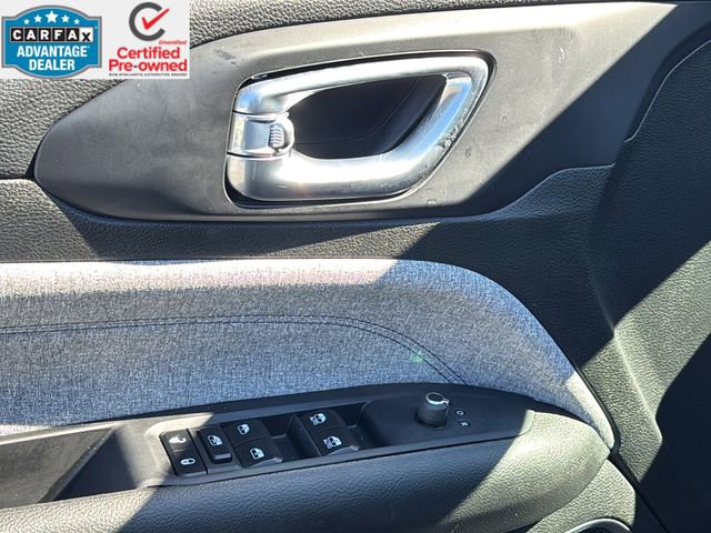 Used 2024 Jeep Compass Sport image 16