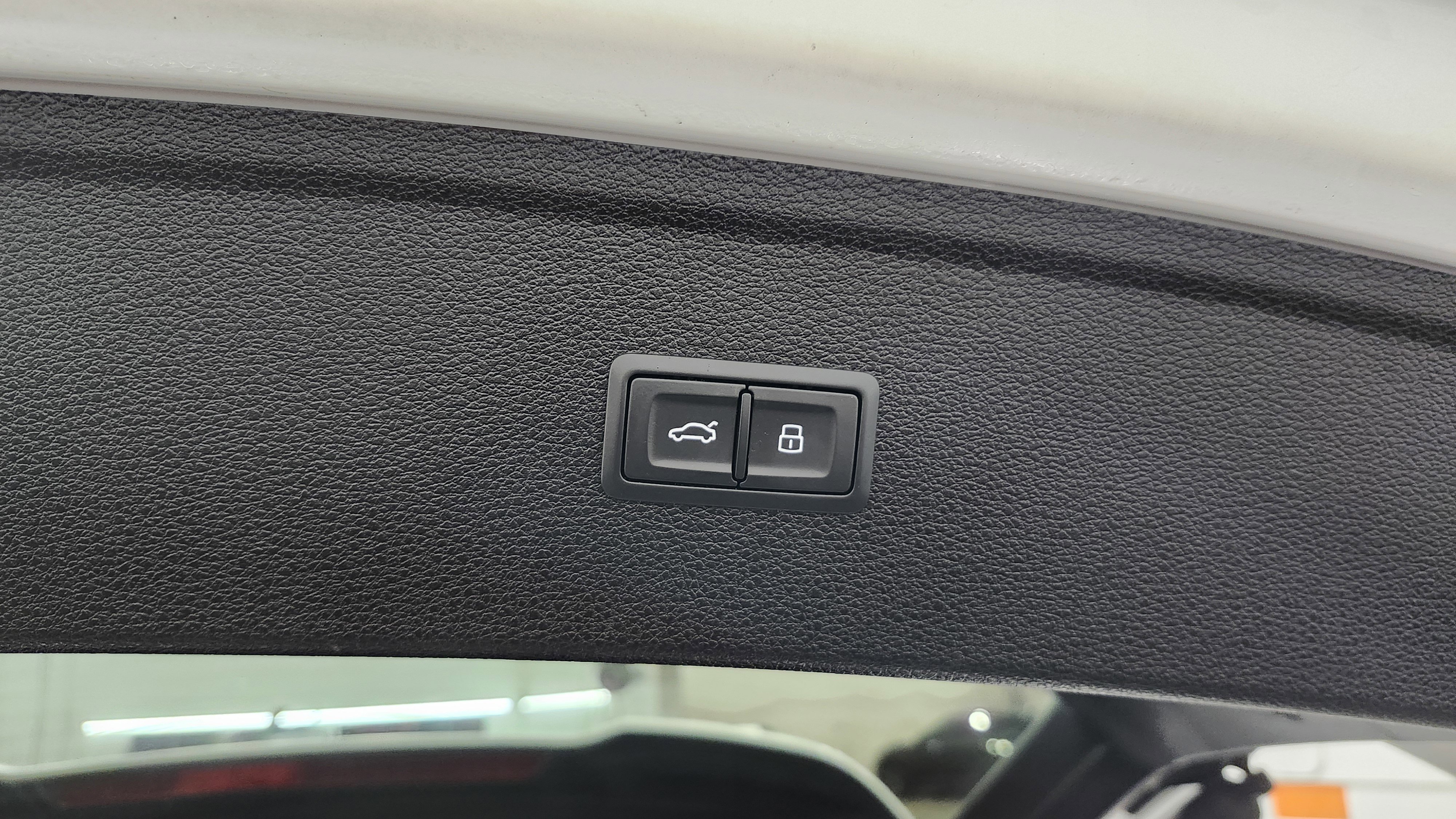 Used 2019 Audi SQ5 Premium Plus image 24