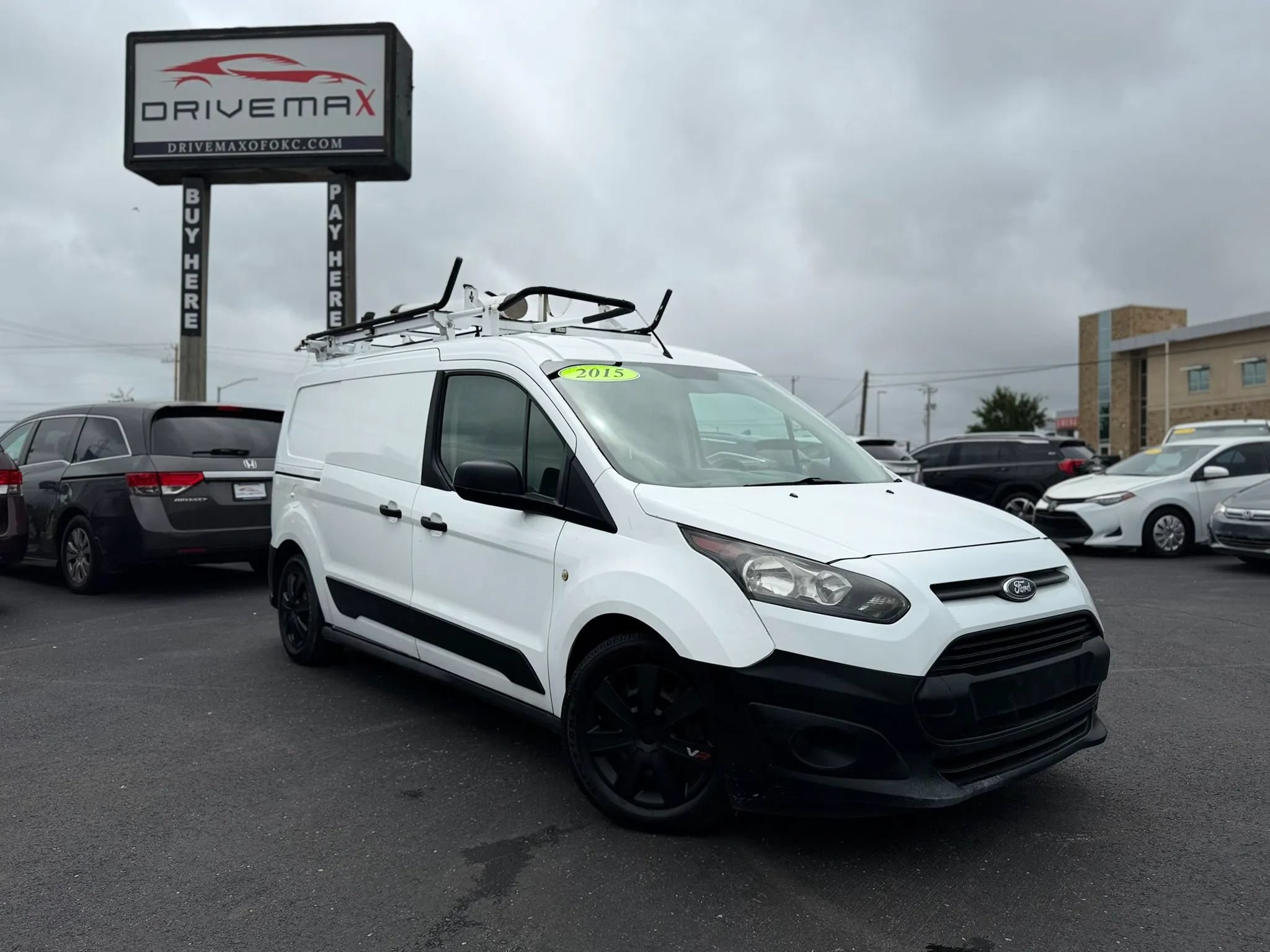 Used 2015 Ford Transit Connect XL FWD image 2