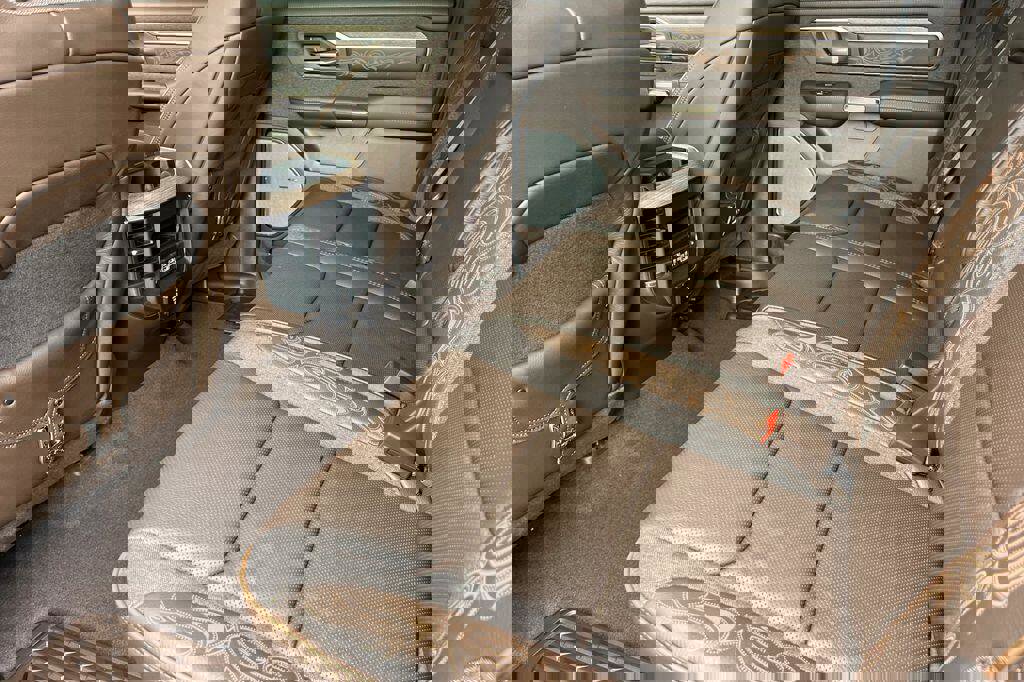 New 2026 RAM 1500 Limited w/ Off Road Group image 12