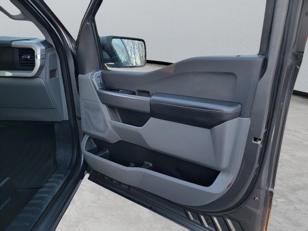 Used 2022 Ford F150 XLT image 33