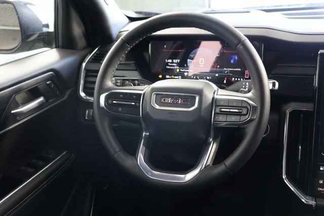 Used 2024 GMC Acadia Elevation w/ Luxury Package image 10