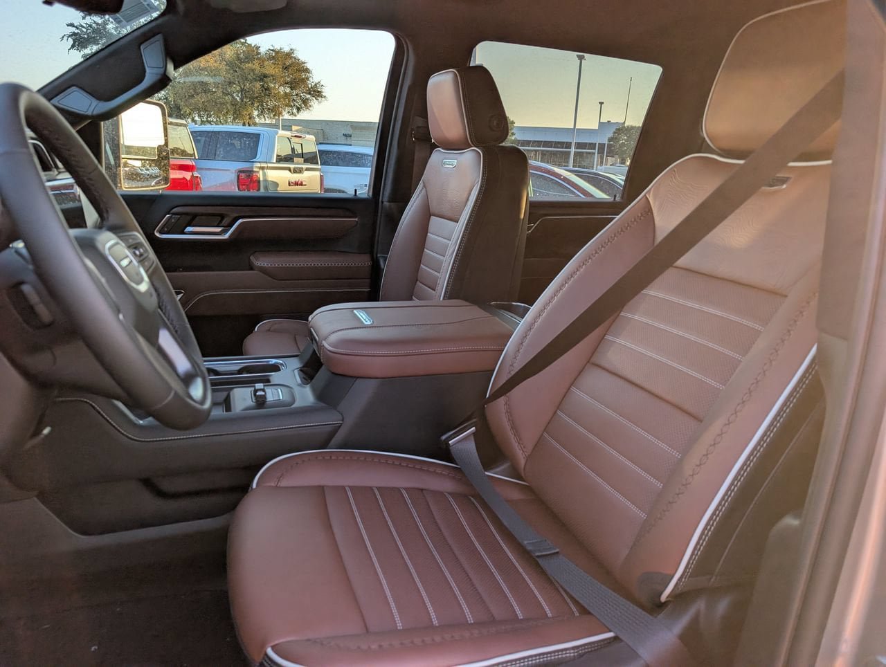 New 2026 GMC Sierra 2500 Denali Ultimate AWD/4WD image 19