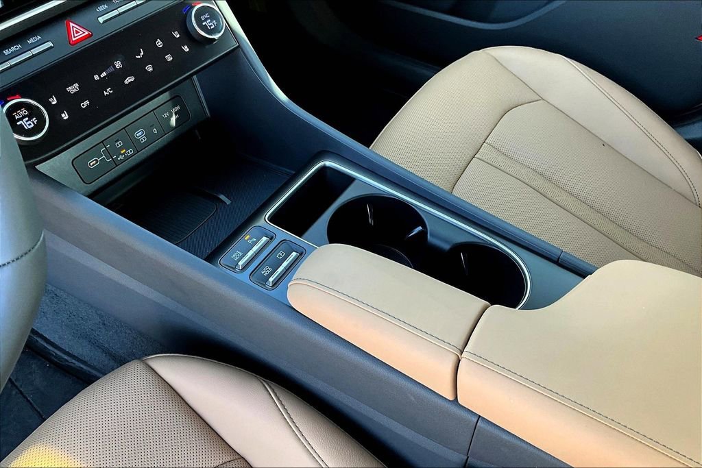 New 2025 Hyundai Sonata Limited image 29