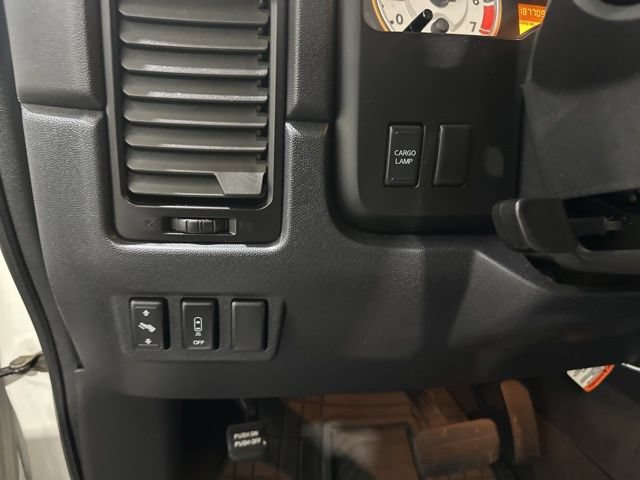 Used 2008 Nissan Titan PRO-4X AWD/4WD image 16