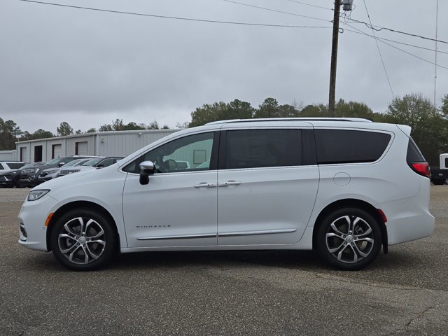 New 2026 Chrysler Pacifica Pinnacle image 11