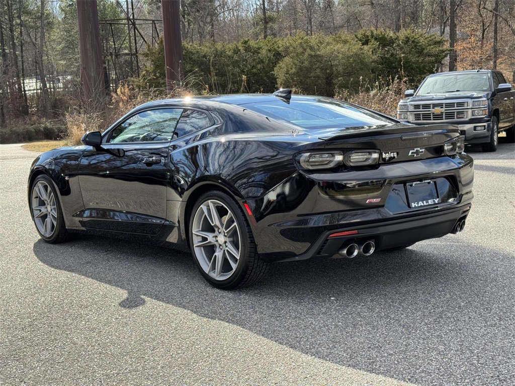 Used 2022 Chevrolet Camaro LT w/ RS Package image 25