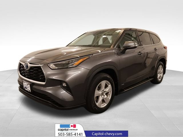 Used 2022 Toyota Highlander LE AWD/4WD image 6