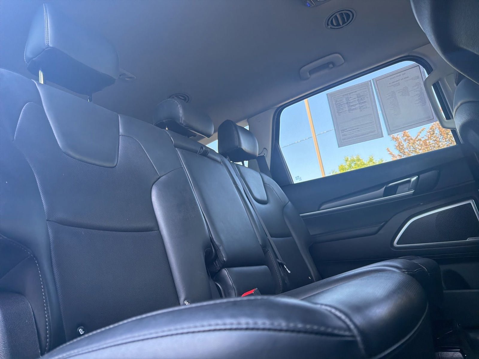 Used 2020 Kia Telluride LX AWD/4WD image 16