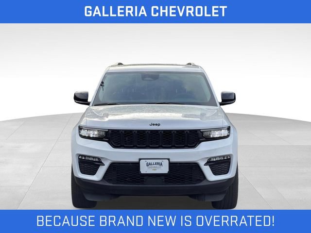 Used 2023 Jeep Grand Cherokee Limited w/ Black Appearance Package RWD image 3