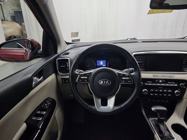 Used 2022 Kia Sportage EX w/ EX Technology Package image 12