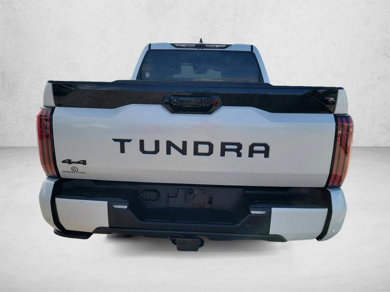 Used 2023 Toyota Tundra Platinum w/ Advanced Package AWD/4WD image 6