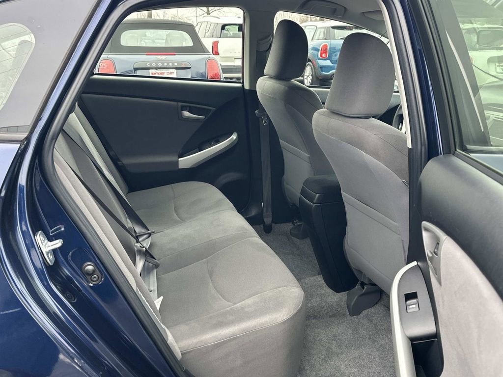 Used 2013 Toyota Prius Three image 27