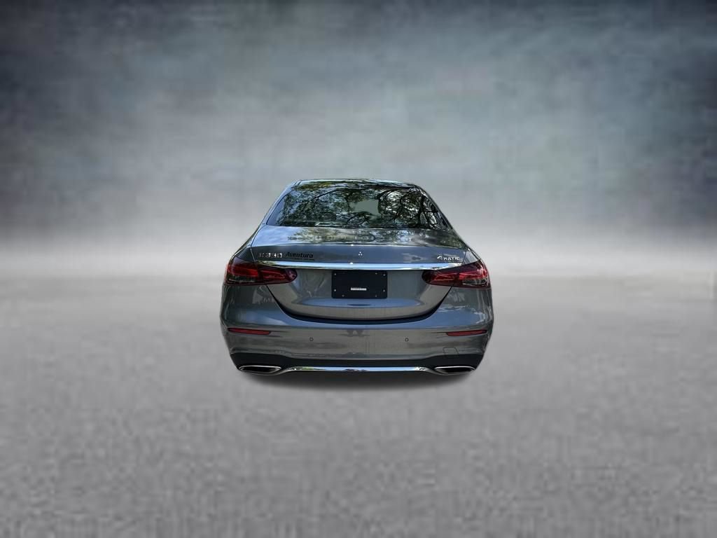 Used 2023 Mercedes-Benz E 350 4MATIC Sedan image 6