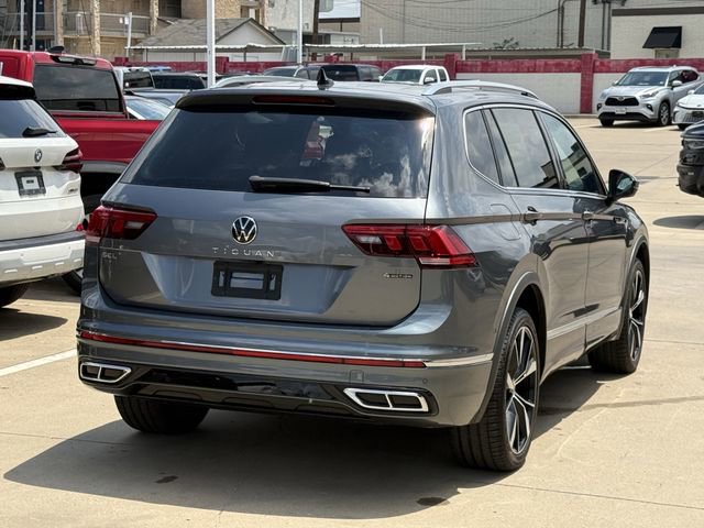 Used 2022 Volkswagen Tiguan SEL R-Line AWD/4WD image 4