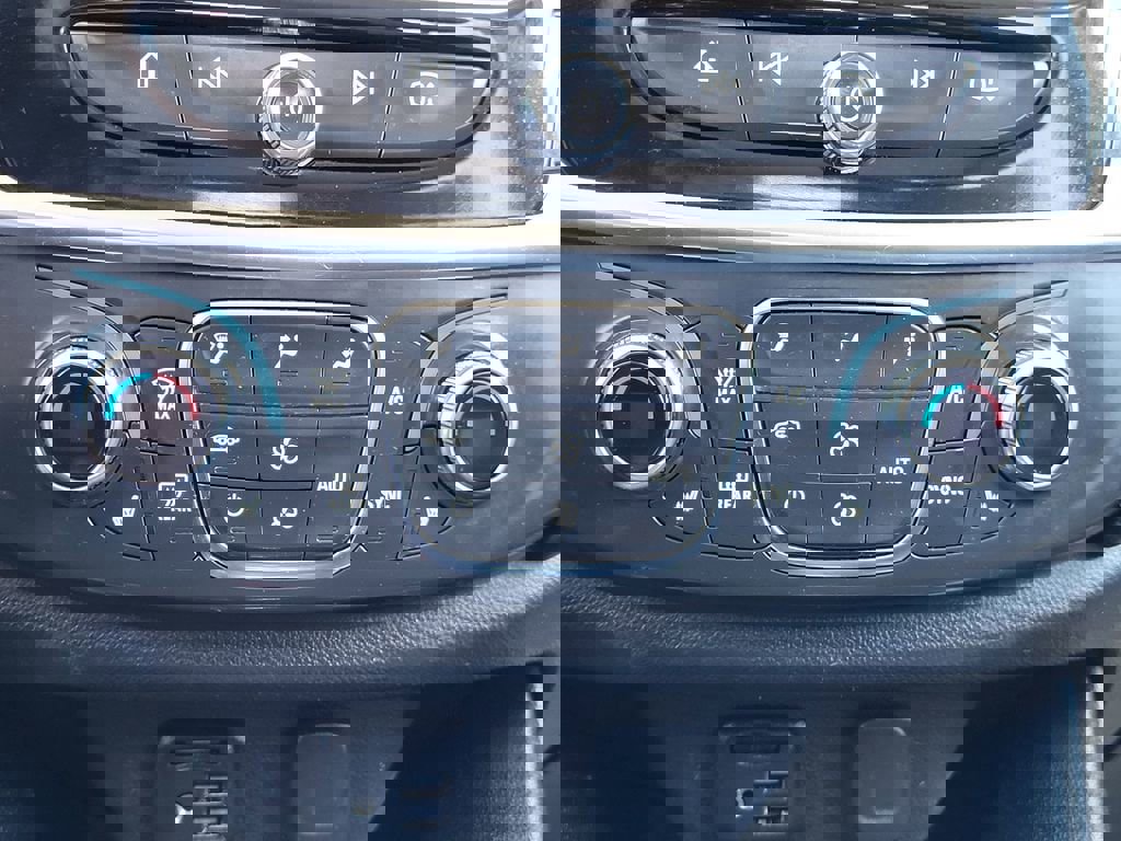 Used 2021 Chevrolet Traverse RS image 14