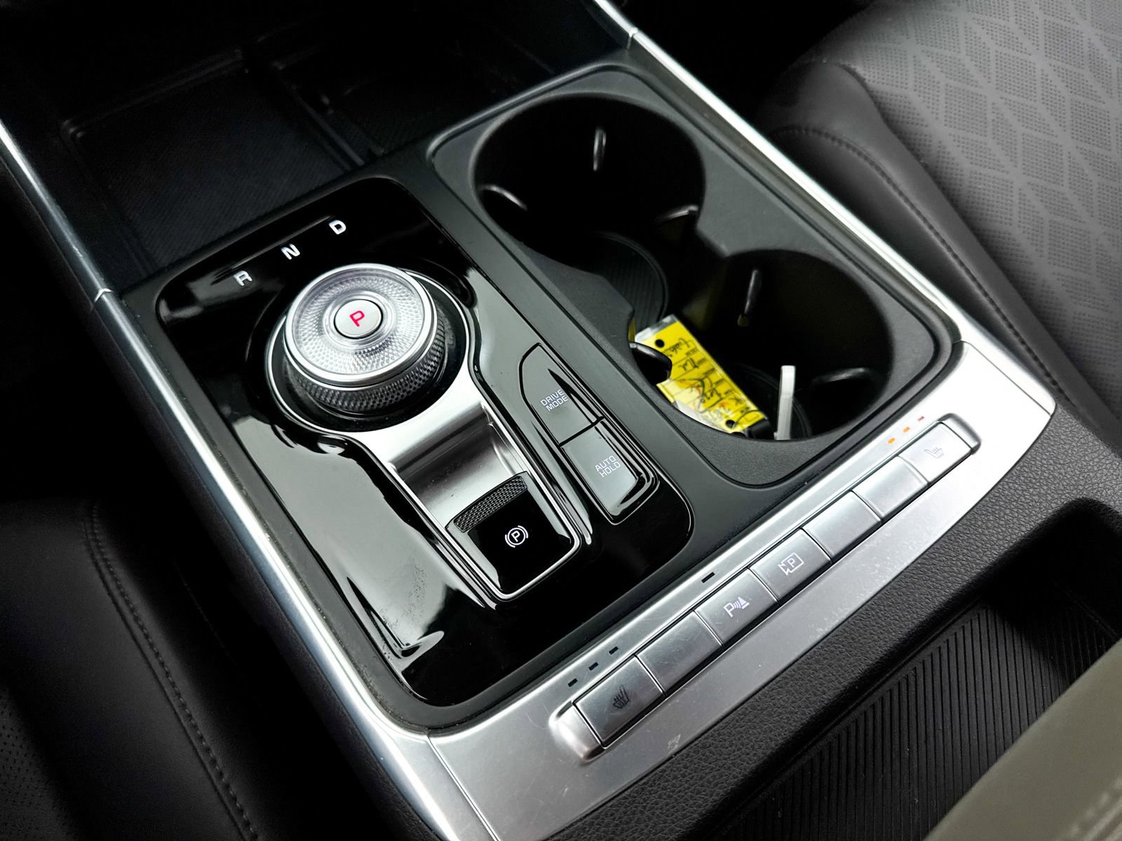 Certified 2025 Kia Carnival EX image 30