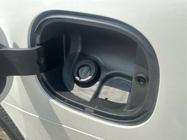 New 2025 Chevrolet Suburban Premier RWD image 17