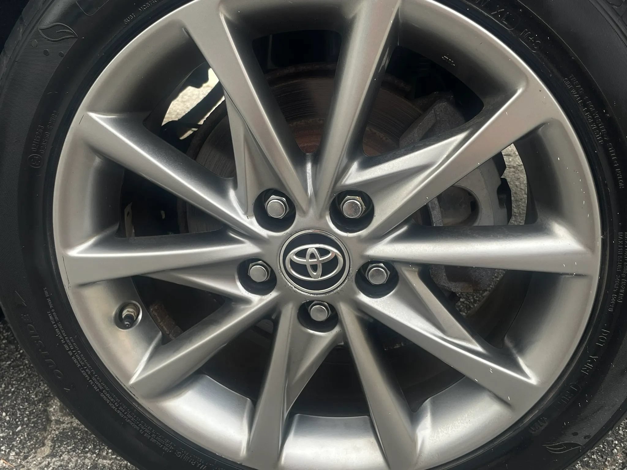 Used 2016 Toyota Prius V Five FWD image 47