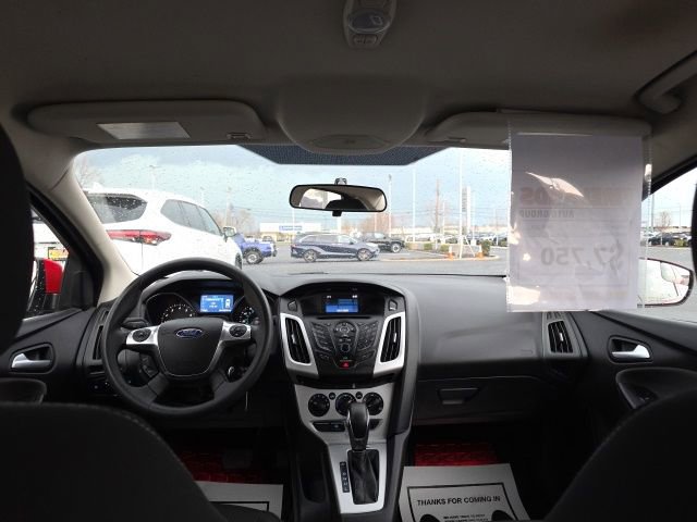 Used 2014 Ford Focus SE image 12