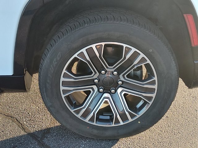 Used 2024 Jeep Wagoneer Series II AWD/4WD image 18