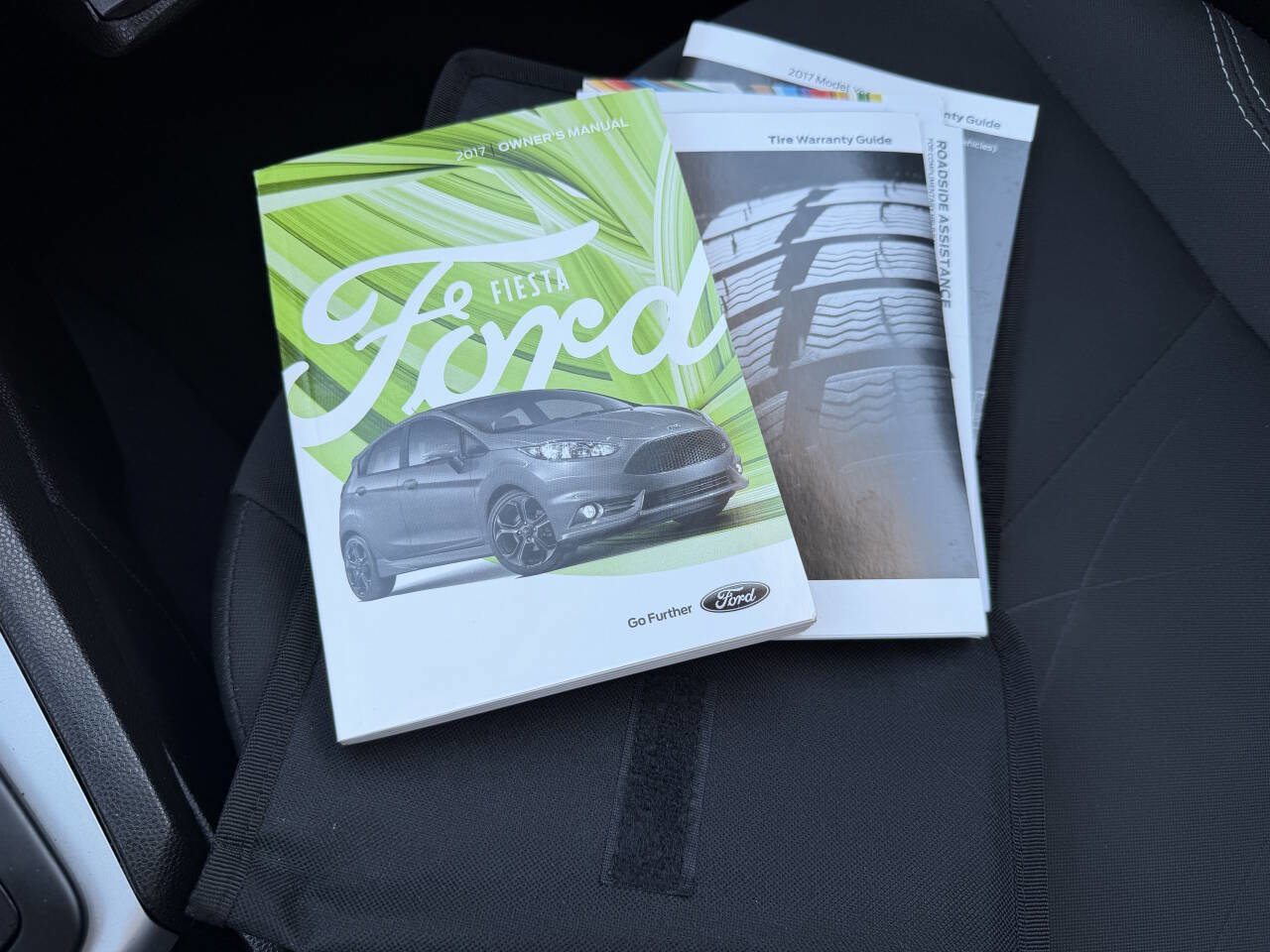 Used 2017 Ford Fiesta SE image 22