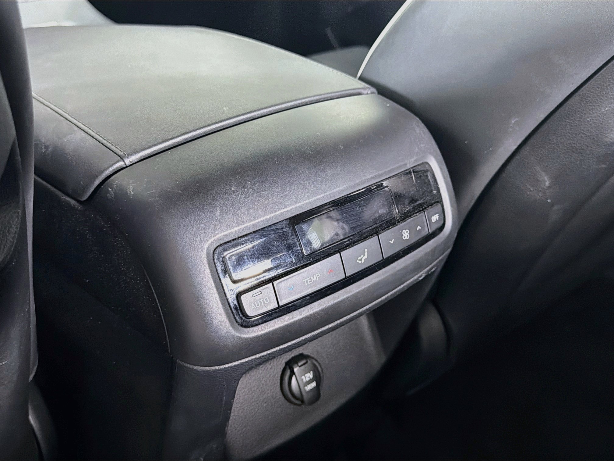 Used 2025 Hyundai Palisade SEL FWD image 27
